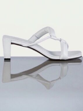 FRAME Le Gracie Asymmetric White Leather Slip on Slide Sandal Kitty Heel  7.5